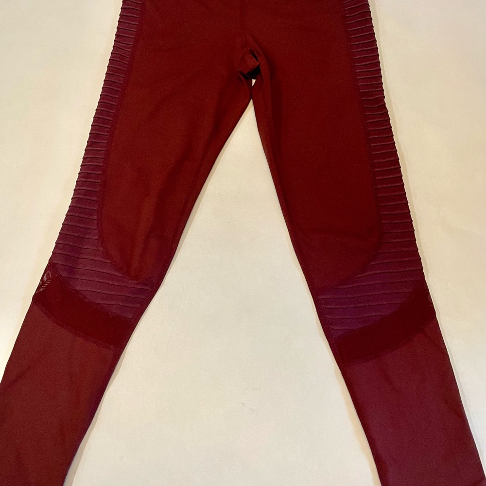 Mono b yoga pants in burgundy